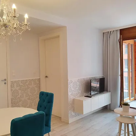 Aura Xv Apartament Z Balkonem * グダニスク