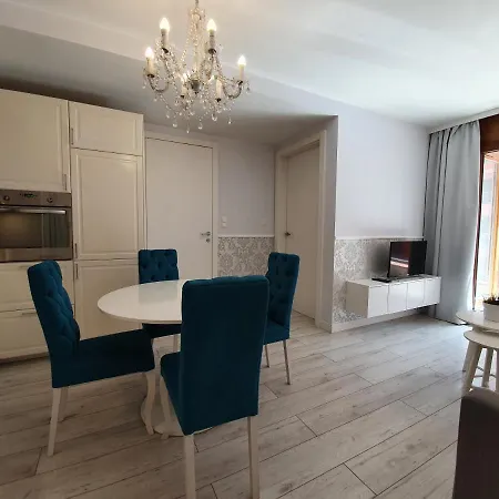 Aura Xv Apartament Z Balkonem グダニスク