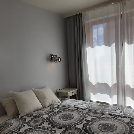 Apartment Aura Xv Apartament Z Balkonem